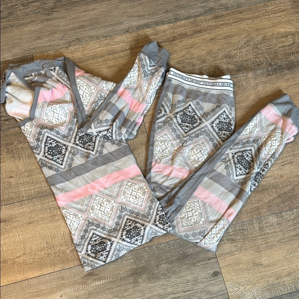 Victoria Secret Gray and Pink Geometric Pajama Set